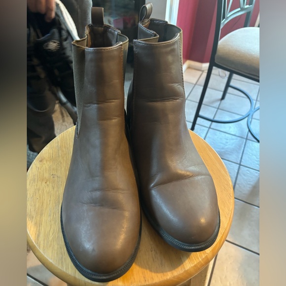 Weeboo boots size 11 - Picture 4 of 5